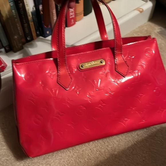 Louis Vuitton Handbags - Authentic LOUIS VUITTON Wilshire PM Pomme D'amour Vernis Hand Bag Purse Final$$!